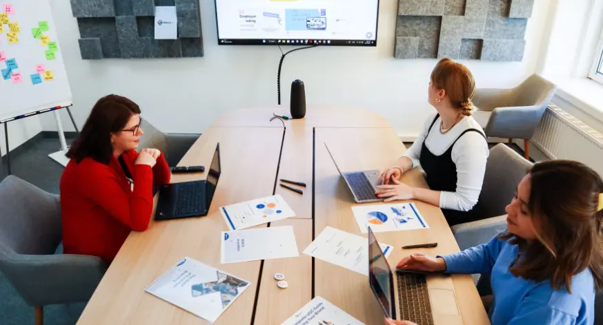 Digital marketing analytics and campaign performance analysis
