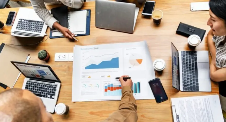 Business team discussing digital marketing growth strategies